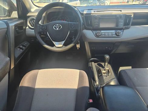 Used 2013 Toyota RAV4 XLE AWD/4WD image 22