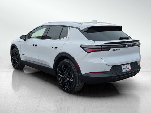 New 2026 Chevrolet Equinox EV LT image 5