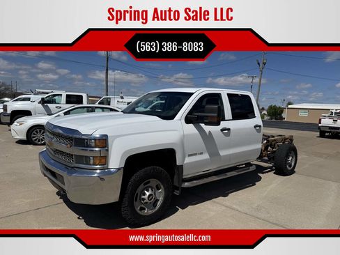 Used 2019 Chevrolet Silverado 2500 W/T AWD/4WD image 1