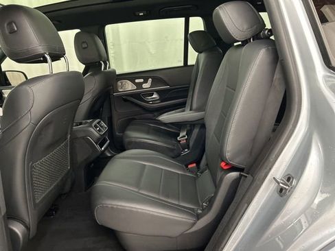 Used 2023 Mercedes-Benz GLS 450 4MATIC w/ AMG Line Exterior image 23