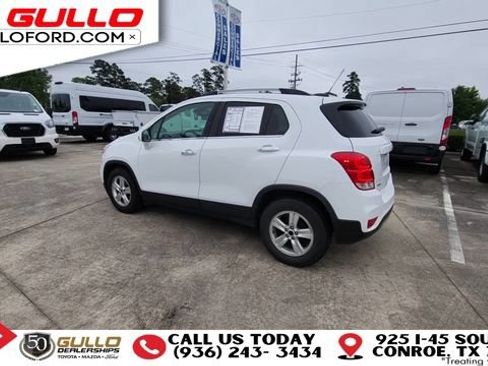 Used 2017 Chevrolet Trax LT w/ LT Convenience Package FWD image 6