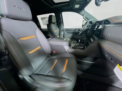 New 2026 GMC Sierra 3500 AT4 w/ AT4 Premium Plus Package AWD/4WD image 21