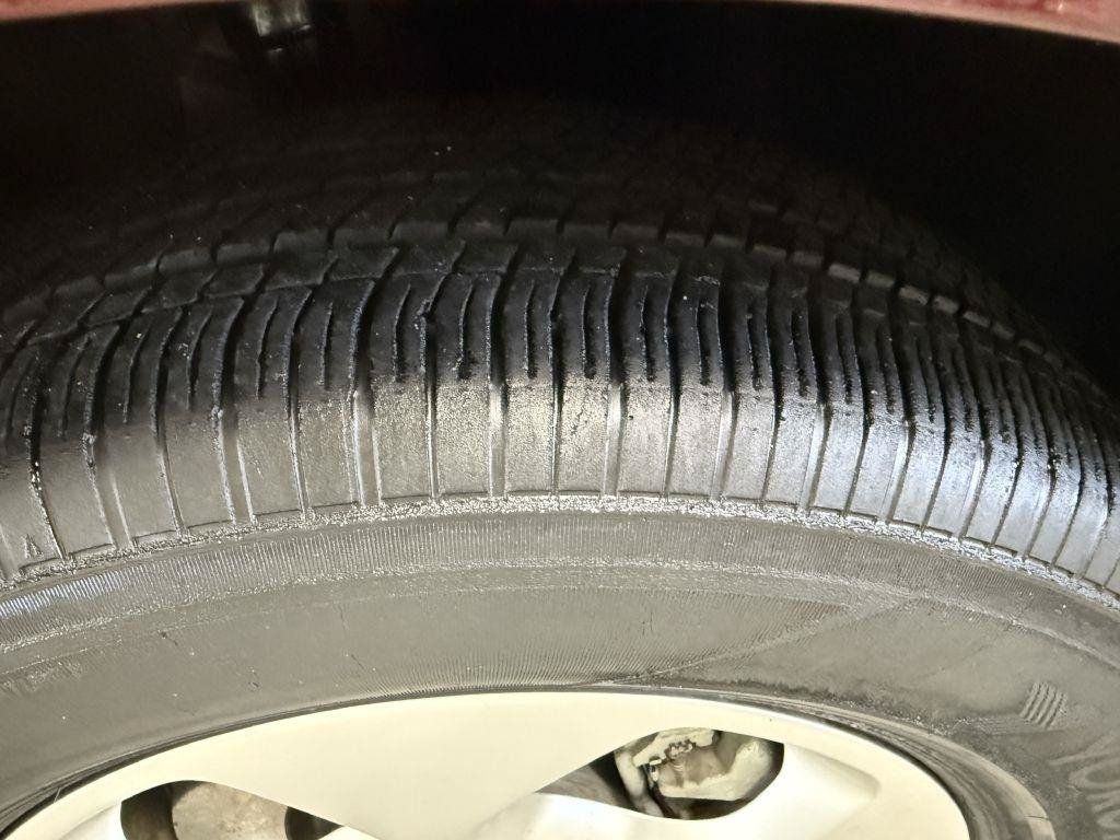 Used 2018 Chrysler Pacifica Touring Plus FWD image 40