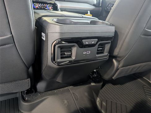 New 2026 GMC Sierra 2500 AT4 w/ AT4 Premium Plus Package image 12