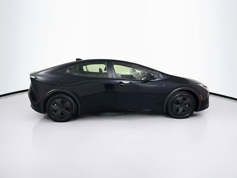 Used 2026 Toyota Prius LE FWD image 10