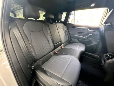 New 2026 Volkswagen Tiguan SE R-Line FWD image 10