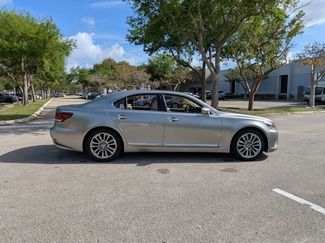 Used 2017 Lexus LS 460 video 4