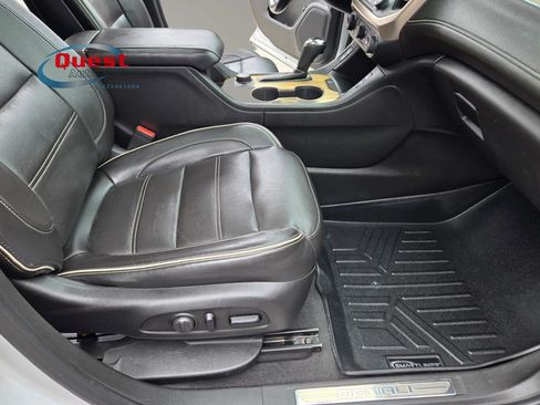 Used 2018 GMC Acadia Denali AWD/4WD image 57