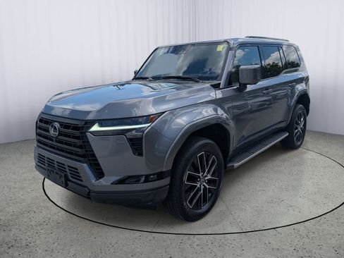 Used 2026 Lexus GX 550 w/ Accessory Package (2T) AWD/4WD image 7