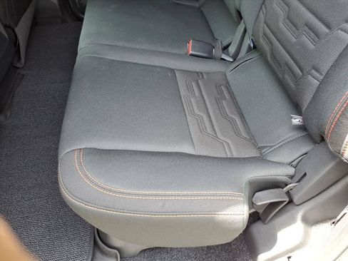 Used 2025 Nissan Frontier PRO-4X AWD/4WD image 21