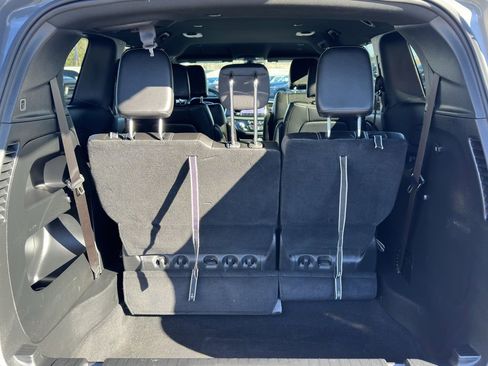 Used 2023 Chrysler Pacifica Touring-L w/ S Appearance Package image 32