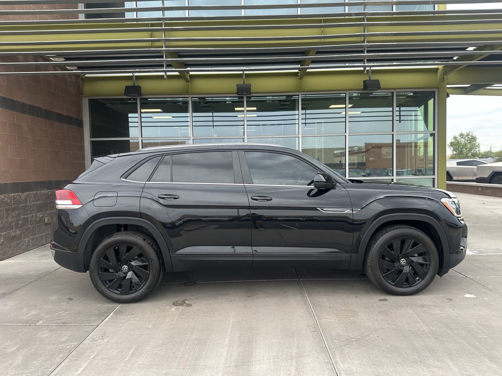 Used 2024 Volkswagen Atlas Cross Sport SE w/ Panoramic Sunroof Package AWD/4WD image 7