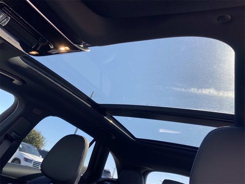 New 2026 Mercedes-Benz GLC 300 image 23