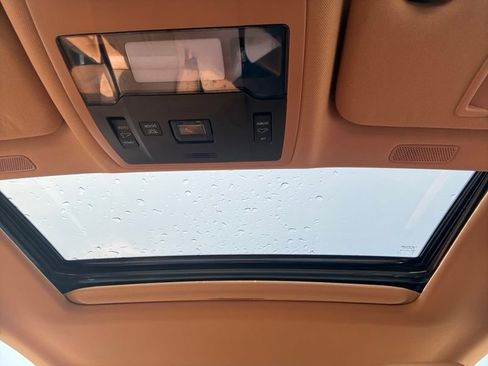 Used 2024 Lexus ES 300h w/ Accessory Package (Z1) FWD image 15