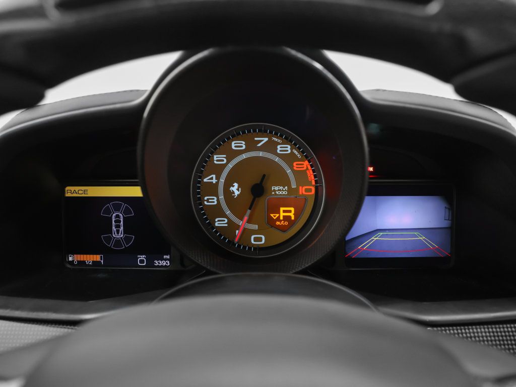 Used 2010 Ferrari 458 Italia Coupe RWD image 42
