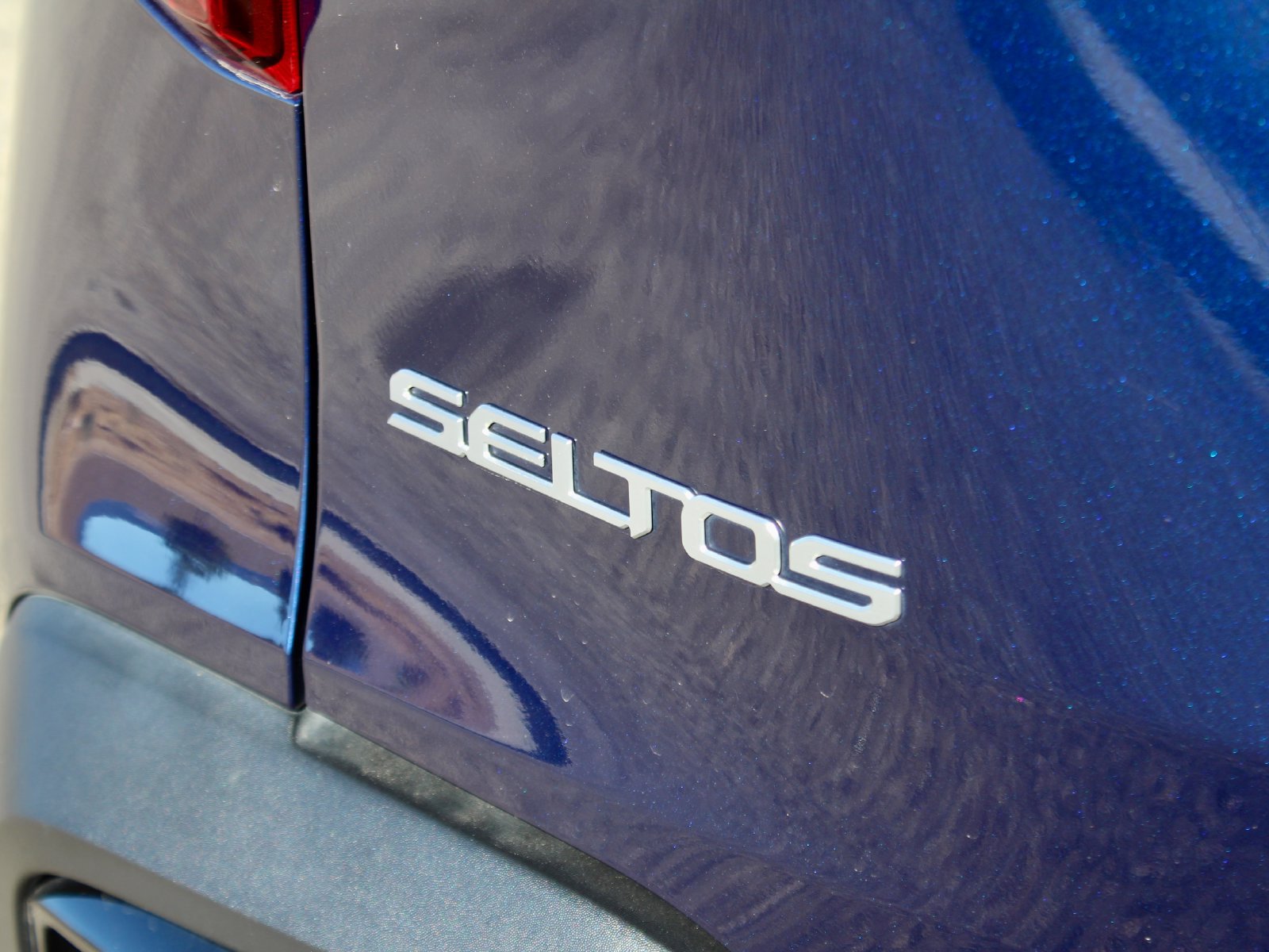 Used 2024 Kia Seltos EX AWD/4WD image 17