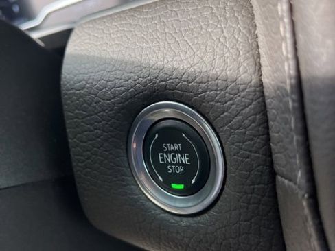 Used 2024 GMC Yukon Denali w/ Max Trailering Package image 24