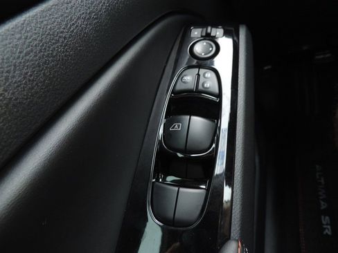 New 2025 Nissan Altima 2.5 SR w/ SR Premium Package image 23