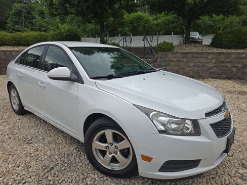 Used 2012 Chevrolet Cruze LT FWD image 25