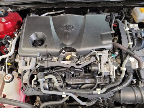 Used 2018 Toyota Camry LE w/ Audio Package image 30