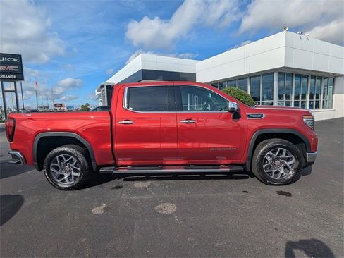 New 2026 GMC Sierra 1500 SLT image 3