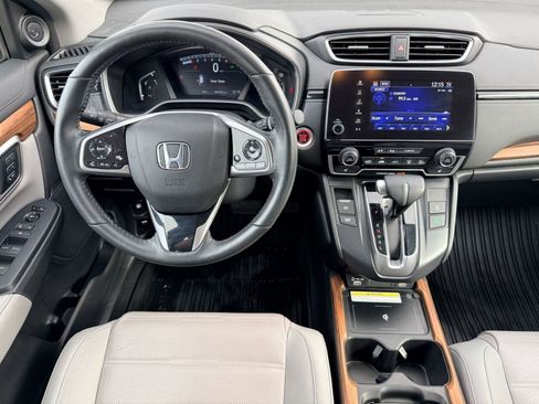 Used 2020 Honda CR-V Touring image 4