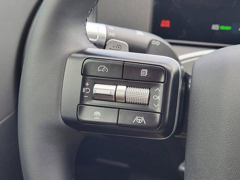 New 2026 Hyundai Ioniq 9 SE w/ Tow & Go Package image 31