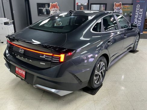 Used 2026 Hyundai Sonata Blue image 3