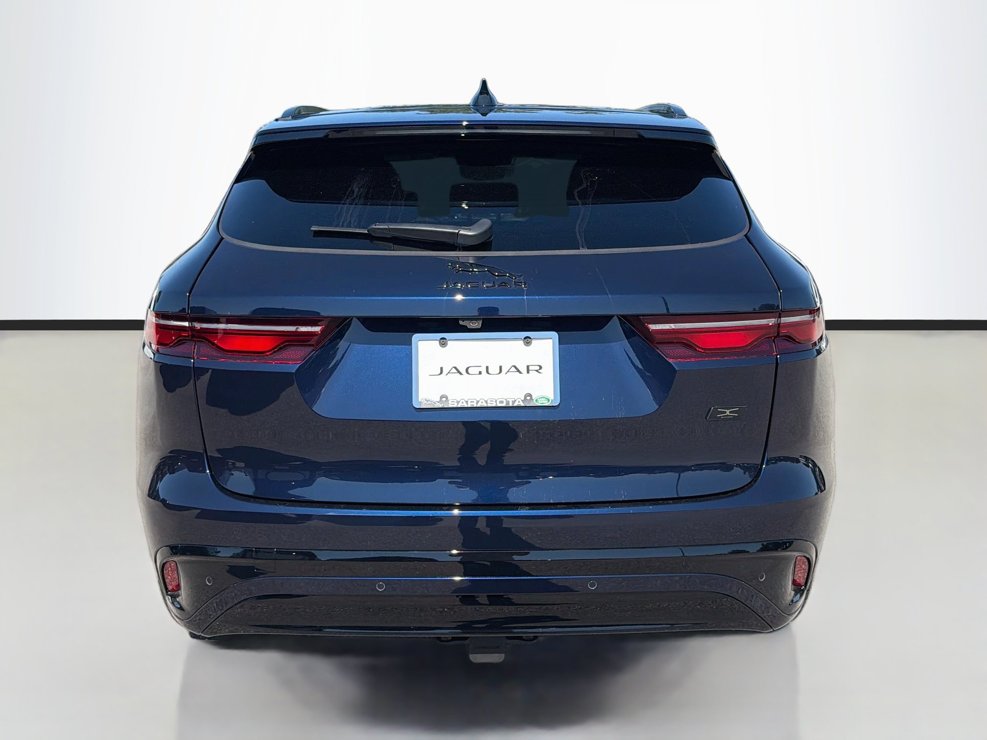 New 2026 Jaguar F-PACE R-Dynamic S AWD/4WD image 4