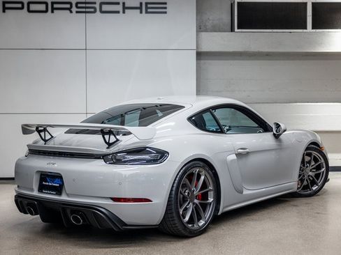 Used 2020 Porsche 718 Cayman GT4 image 8