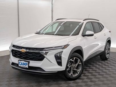 New 2026 Chevrolet Trax LT w/ Sunroof Package