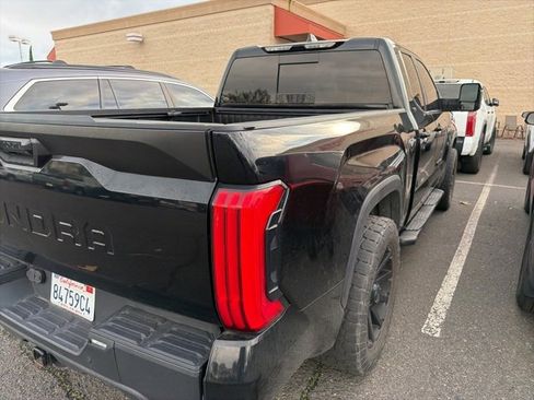 Used 2022 Toyota Tundra SR5 w/ SR5 Premium Package image 7