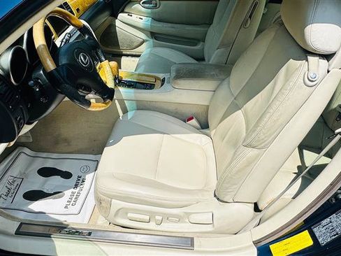 Used 2004 Lexus SC 430 Convertible image 13