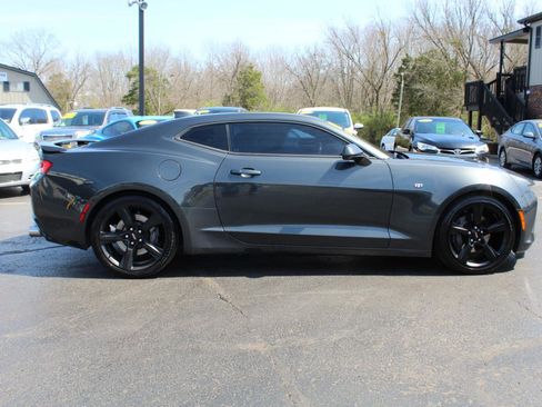 Used 2016 Chevrolet Camaro SS image 4