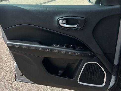 Used 2018 Jeep Compass Latitude w/ Popular Equipment Group image 24