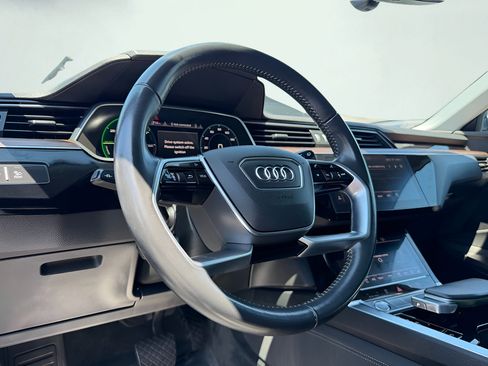 Used 2019 Audi e-tron Premium Plus AWD/4WD image 27