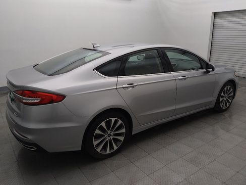Used 2020 Ford Fusion SE AWD/4WD image 10