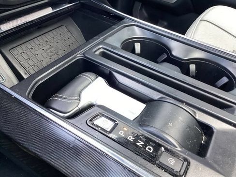 Used 2024 Ford F150 Lightning Platinum AWD/4WD image 36