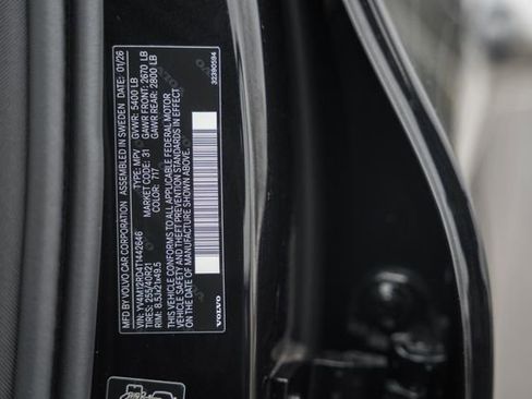 New 2026 Volvo XC60 B5 Ultra w/ Protection Package Premier image 42