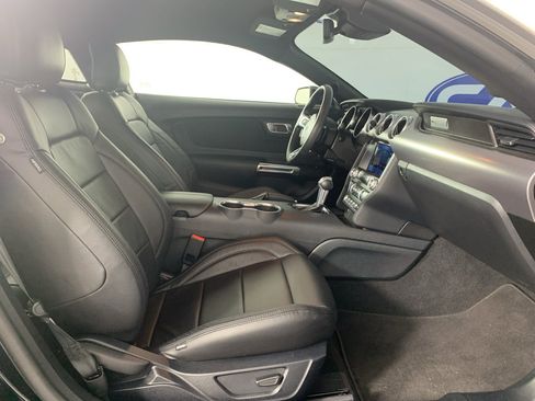 Used 2021 Ford Mustang GT w/ Equipment Group 301A image 33