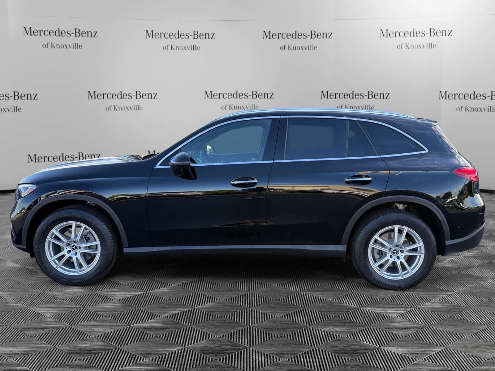Certified 2026 Mercedes-Benz GLC 300 4MATIC image 2
