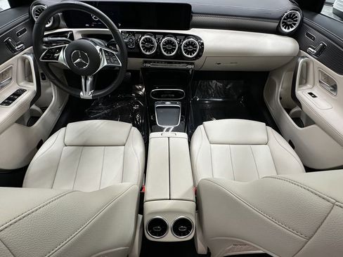 Certified 2025 Mercedes-Benz CLA 250 4MATIC image 25
