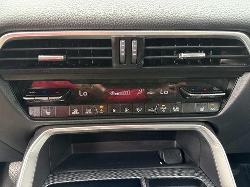 Certified 2025 MAZDA CX-90 Plug-In Hybrid w/Premium Sport AWD/4WD image 38