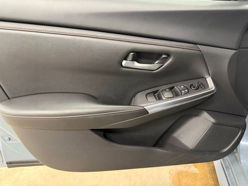 Used 2024 Nissan Sentra SR FWD image 18