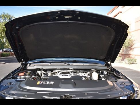 Used 2017 Cadillac Escalade Luxury image 42