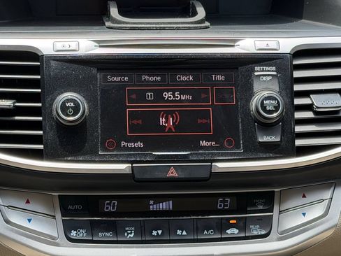Used 2015 Honda Accord EX-L image 19