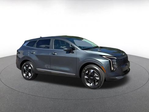 Used 2026 Kia Sportage LX AWD/4WD image 2