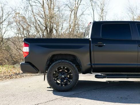 Used 2020 Toyota Tundra Limited w/ Limited Premium Package image 9