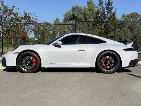 Used 2026 Porsche 911 Carrera GTS image 2