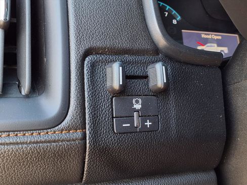 Used 2021 GMC Canyon AT4 image 12